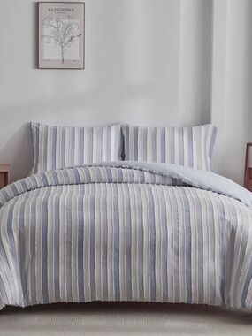 NIP Queen Duvet Cover Set Blue Gray White